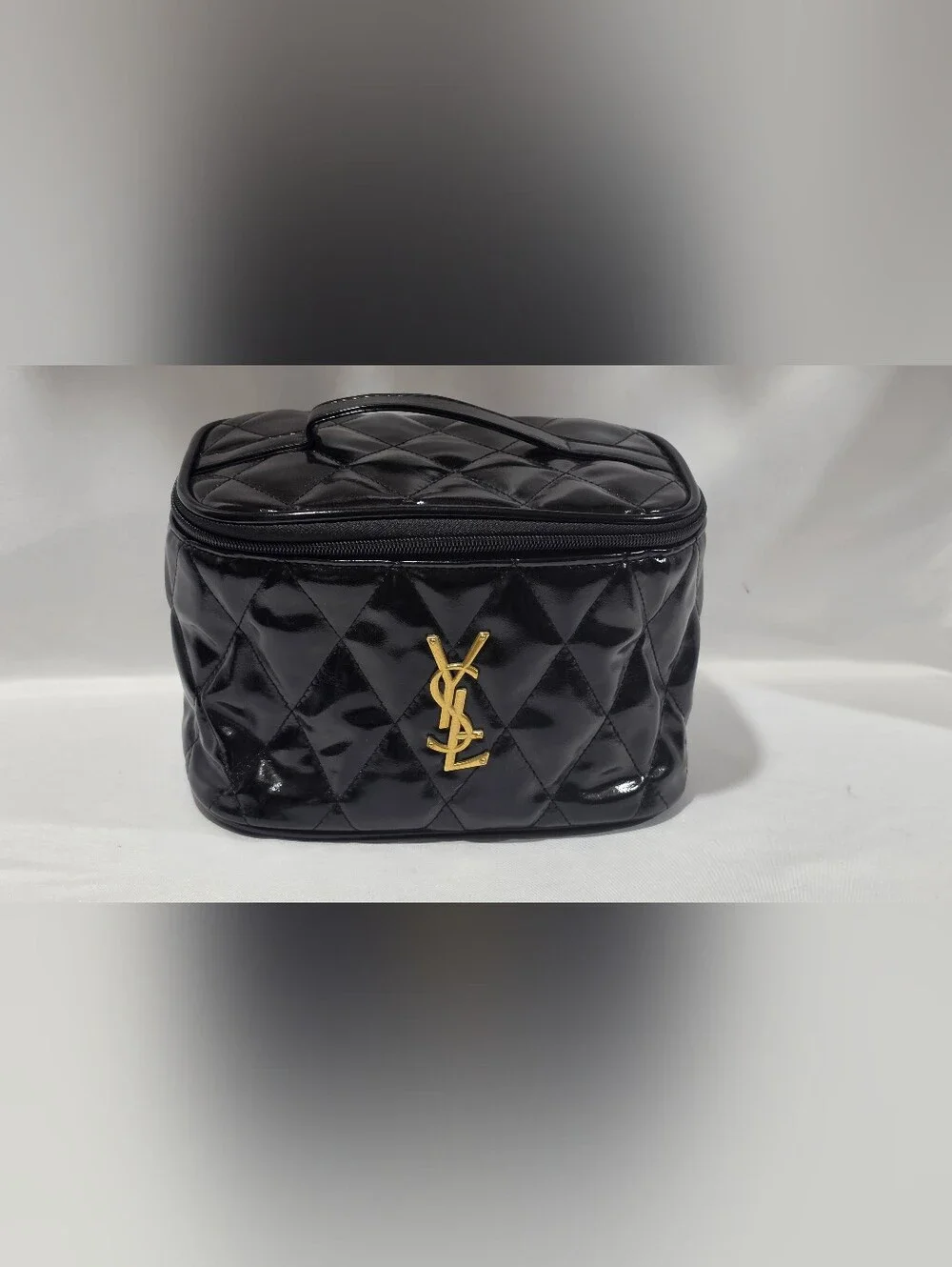 YSL Yves Saint Laurent Quilted Faux Leather Makeup Vanity Case -  Gold Logo